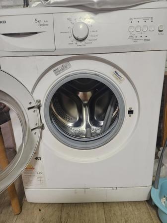 Продам стиральную машину