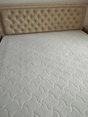 Продается двух спальная кровать