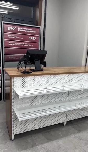 Ресепшн. Кассовый стол