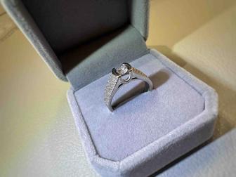 Золотое кольцо с бриллиантом 1 карат