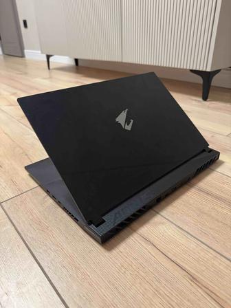 Игровой ноутбук Gigabyte Aorus 15 BSF