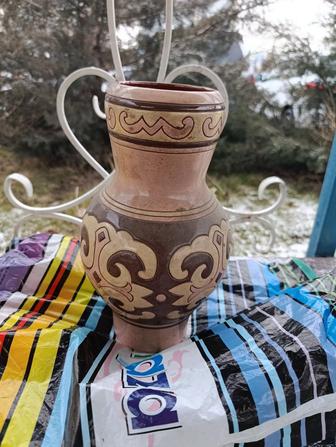 Алматинская керамическая ваза редкая модель из эпохи СССР