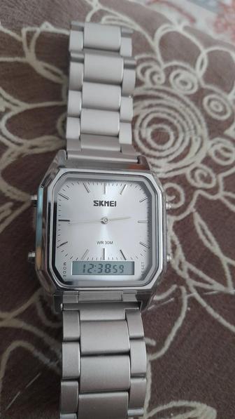 Часы наручные