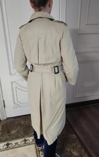 Недорого Тренч в стиле Burberry. Цвет база.