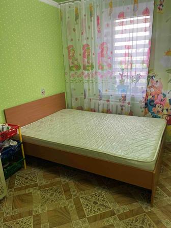 Продам 2-х спальную кровать