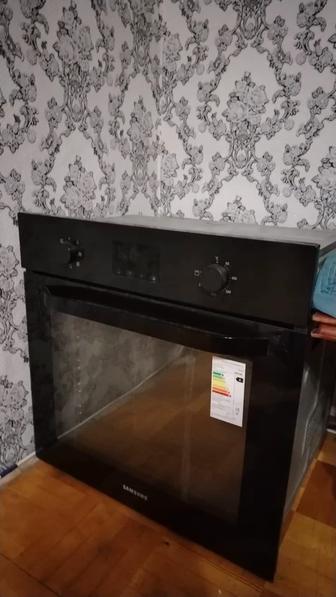 Духовой шкаф