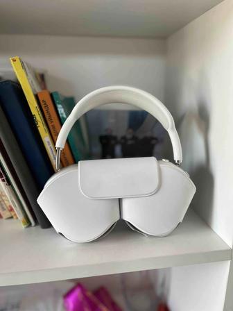 Apple AirPods Max silver