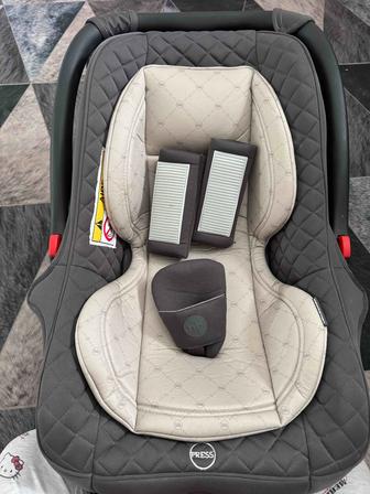 Продам автокресло