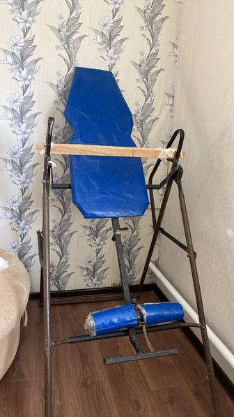 Вертикальный инверсионный стол