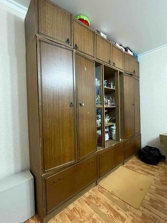 Шкаф стенка