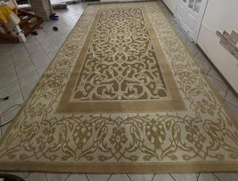 Шерстяной ковер б/у