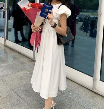 Белое нарядное платье