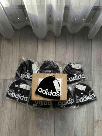 adidas шапка новая