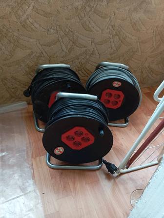 Продам катушки с электрическим кабелем