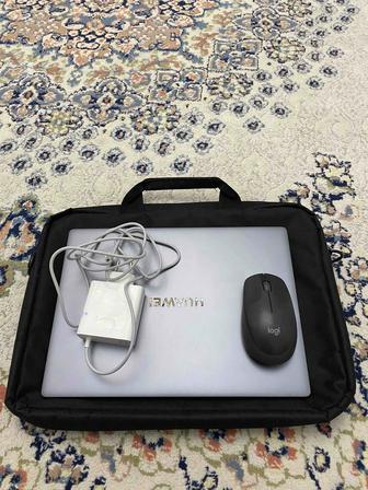 Huawei MateBook D14