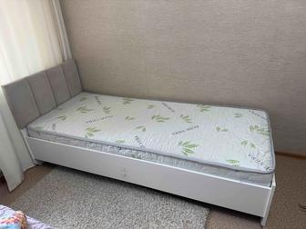 Продам 1 спальную кровать