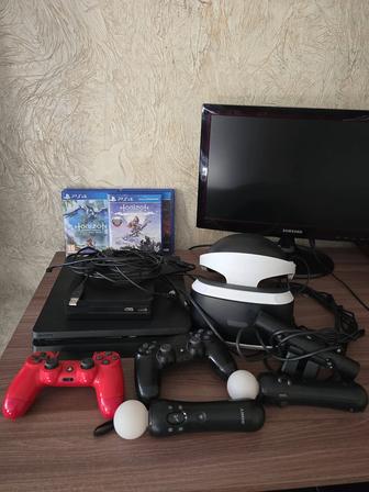 Оригинальная Sony PlayStation 4 и VR-шлем