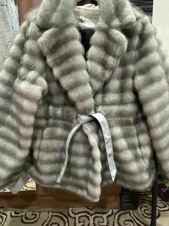 Продам шубу новую.