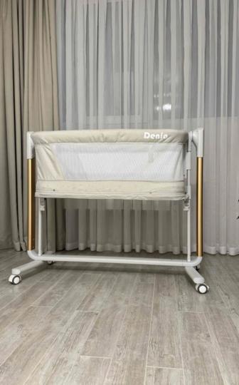 Продаю колыбель манею Denia Lux бежевая