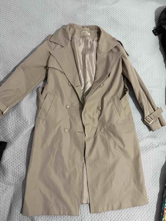 Продаю женский тренч