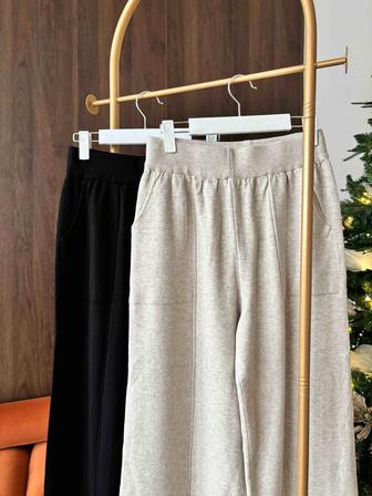 Новые трикотажные брюки, в цвете айвори и черном. Идеальное качество