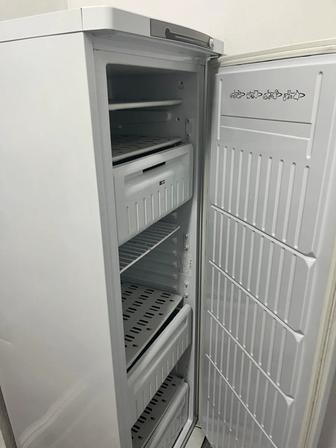 Мұздатқыш/Морозильник