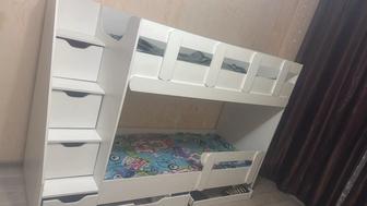 Продам 2-х ярусную кровать