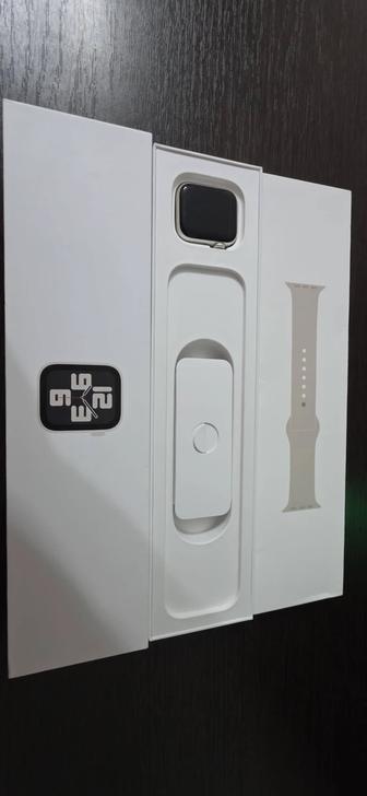 Продам часы Apple Watch  2-го поколения 40мм