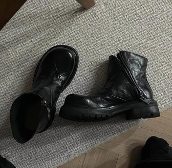массивные ботинки