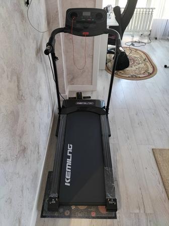 Продам беговую дорожку