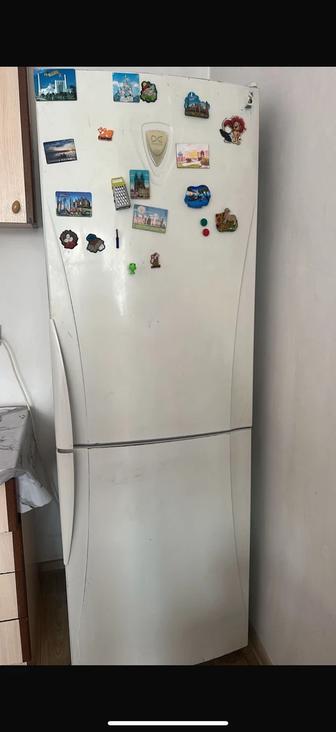 Срочно продаю холодильник