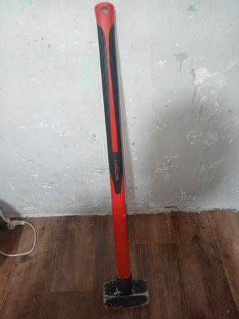 Кувалда для демонтажа