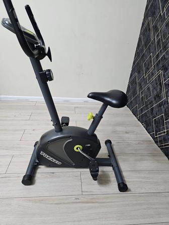 Продам велотренажер Torneo Nova