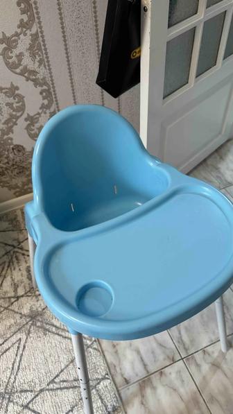 Продам стульчик для кормления