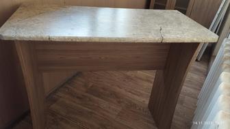 Продам стол срочно!