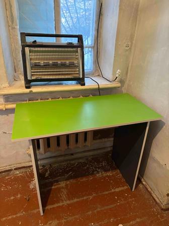 Письменный стол