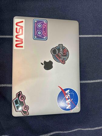 Macbook pro 13 2017