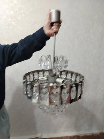 Люстра хрустальная Чешская.