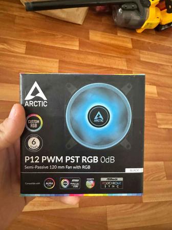 Arctic p12 rgb pwm pst