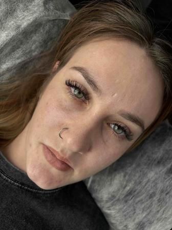 Услуги наращивания ресниц