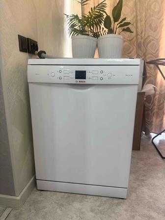 Продам посудомоечную машину