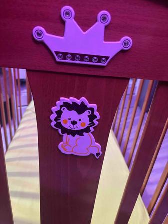 Продам детскую кроватку