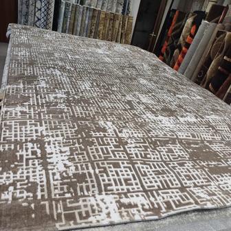 Ковер новый 300 \400