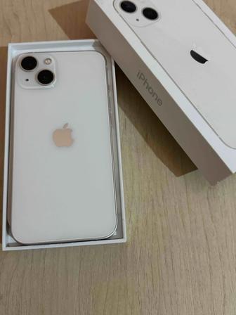Продаю IPhone 13