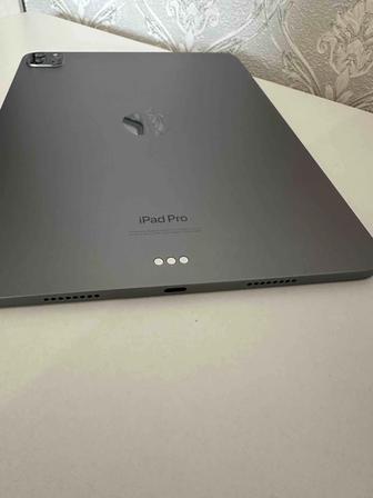 Продам планшет Apple IPad Pro