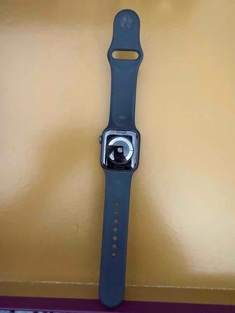 Продам Apple watch  5