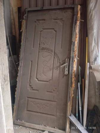 Входная дверь