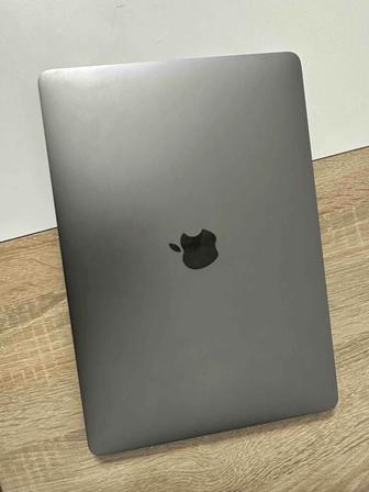 Macbook Pro 2018 256Gb