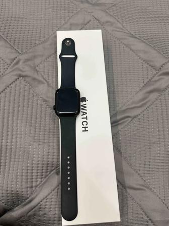 Продам Apple Watch  44mm