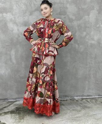 Продам костюм